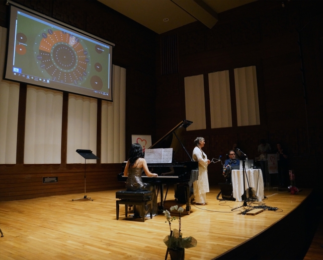 Solunum cihazına bağlı ALS hastasından konser